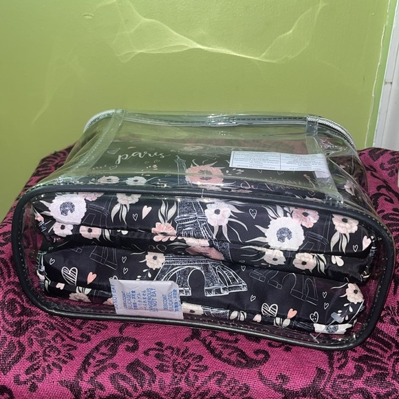 NIB Makeup Case With Two Zippered Bags - Picture 5 of 7